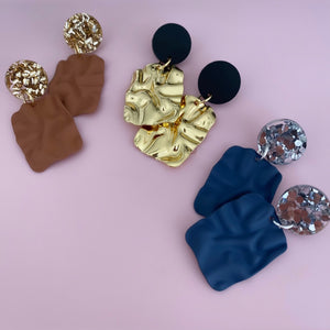Crinkle Earrings