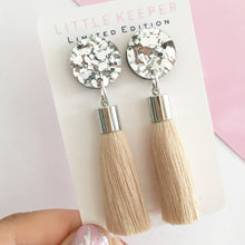 Load image into Gallery viewer, Classic Tassel Earrings