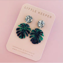 Load image into Gallery viewer, Mini Monstera Earrings