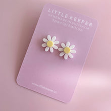 Load image into Gallery viewer, Daisy Studs